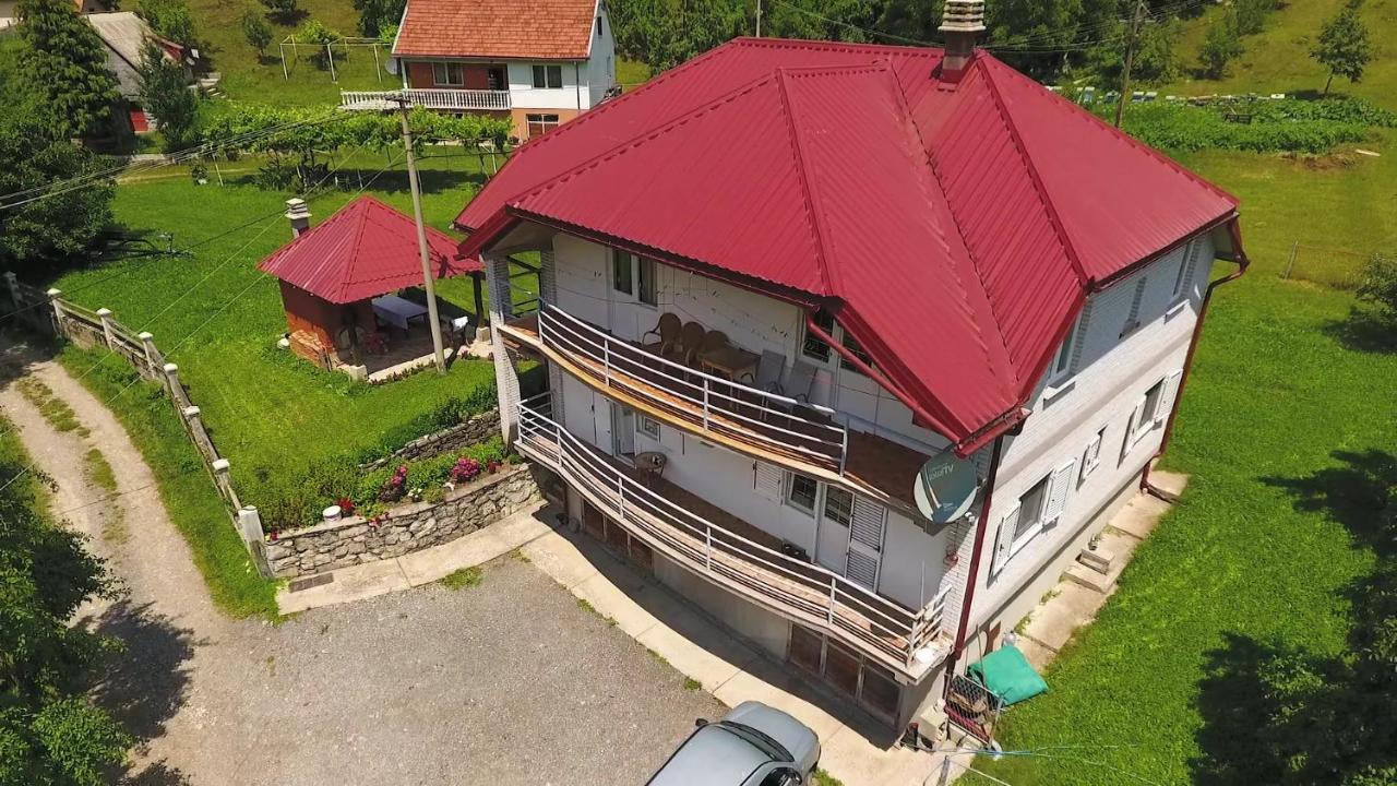 Apartment Mitric Pluzine Exterior photo